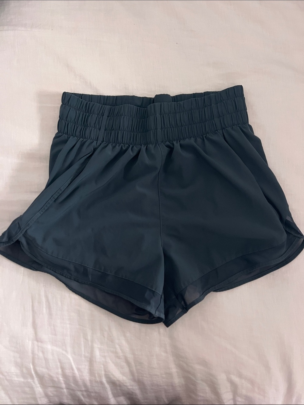 Athleta High Rise Mesh Race Run 3” Short